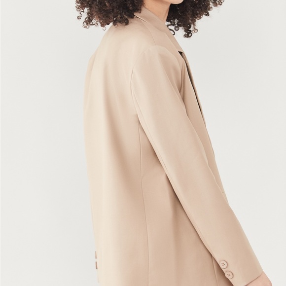 Like new Lioness Blazer - Picture 3 of 7